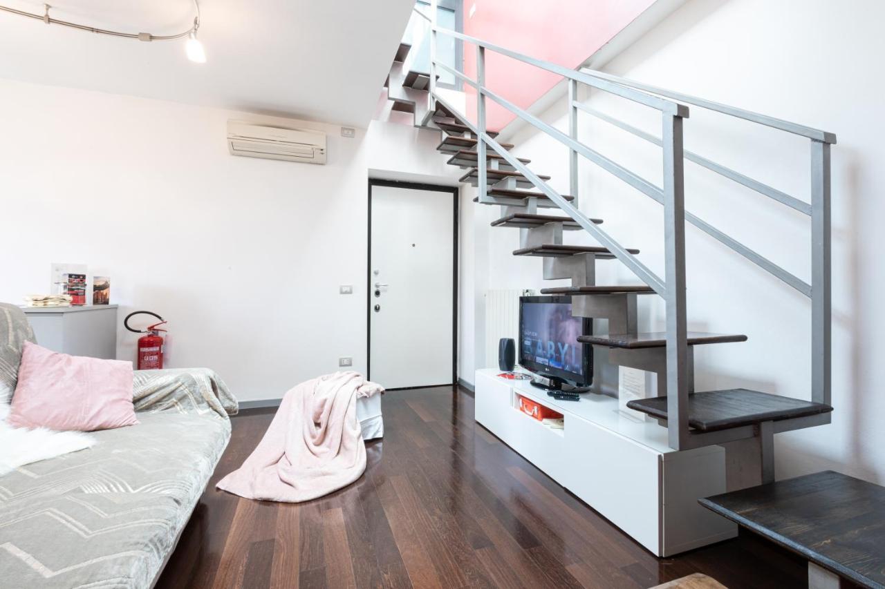 Sempione Split-Level Terrace Apartment - Top Collection Milán Exteriér fotografie